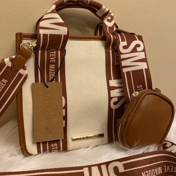 NWT Steve Madden Crossbody/Canavs/Tote w/AirPod Case -Cognac - Picture 5 of 12